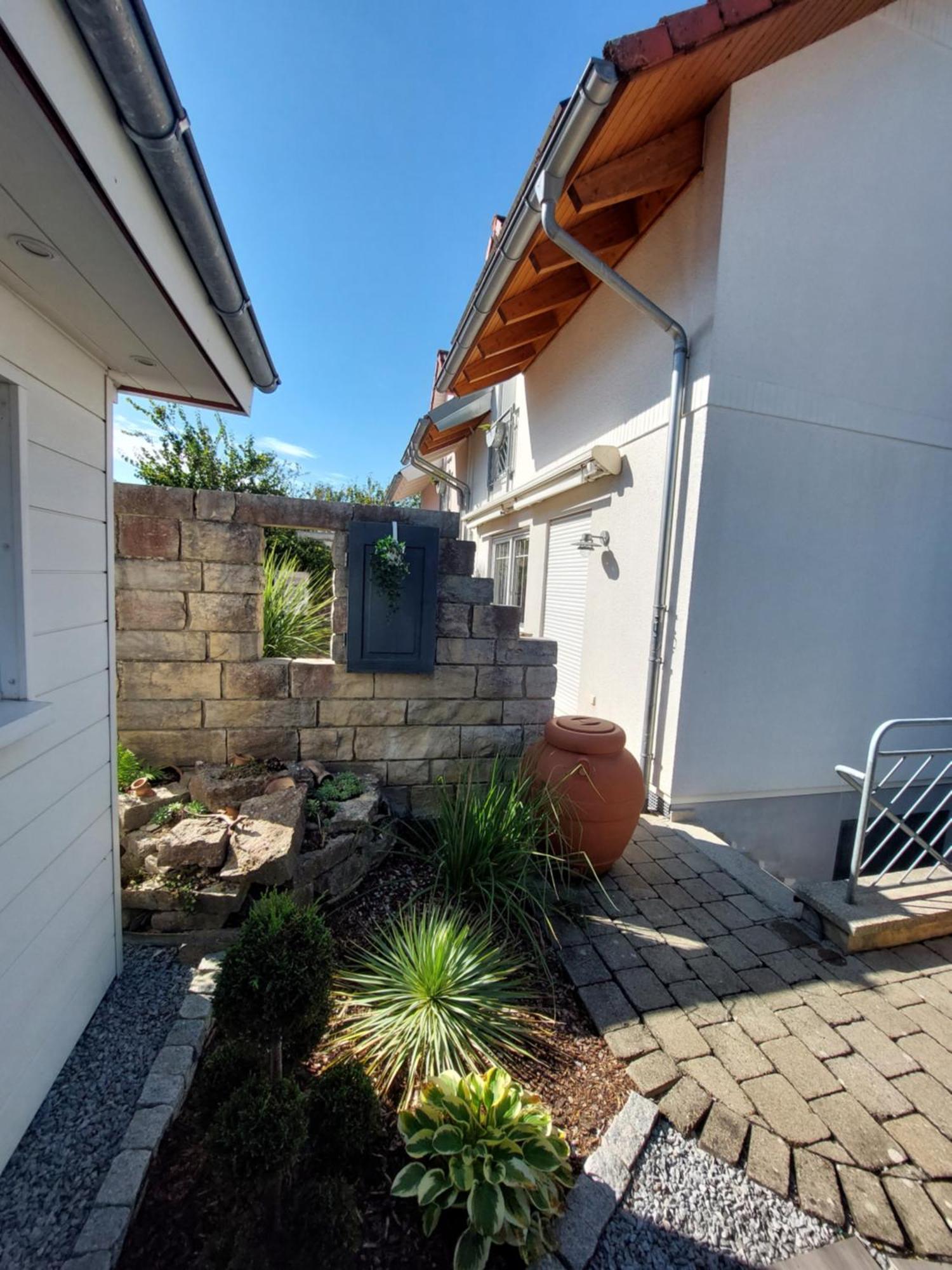 Haus Auf Der Schwaebischen Alb Apartman Grabenstetten Kültér fotó